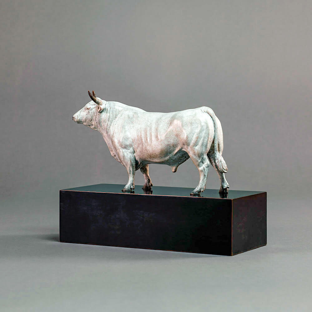 White Park Bull (Ash Nik-Nak - Miniature, Bronze) by Kelly John